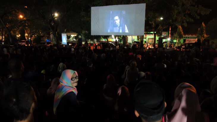 Nonton Bareng Film G30S/PKI di 26 Koramil, Pesertanya Bermacam Profesi