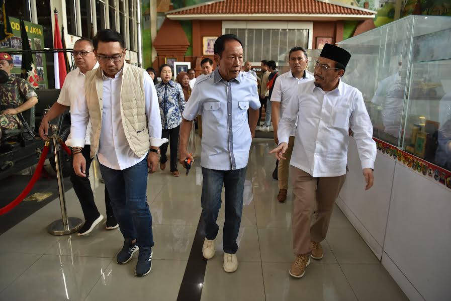 Bang Yos Siap Bimbing Ridwan Kamil