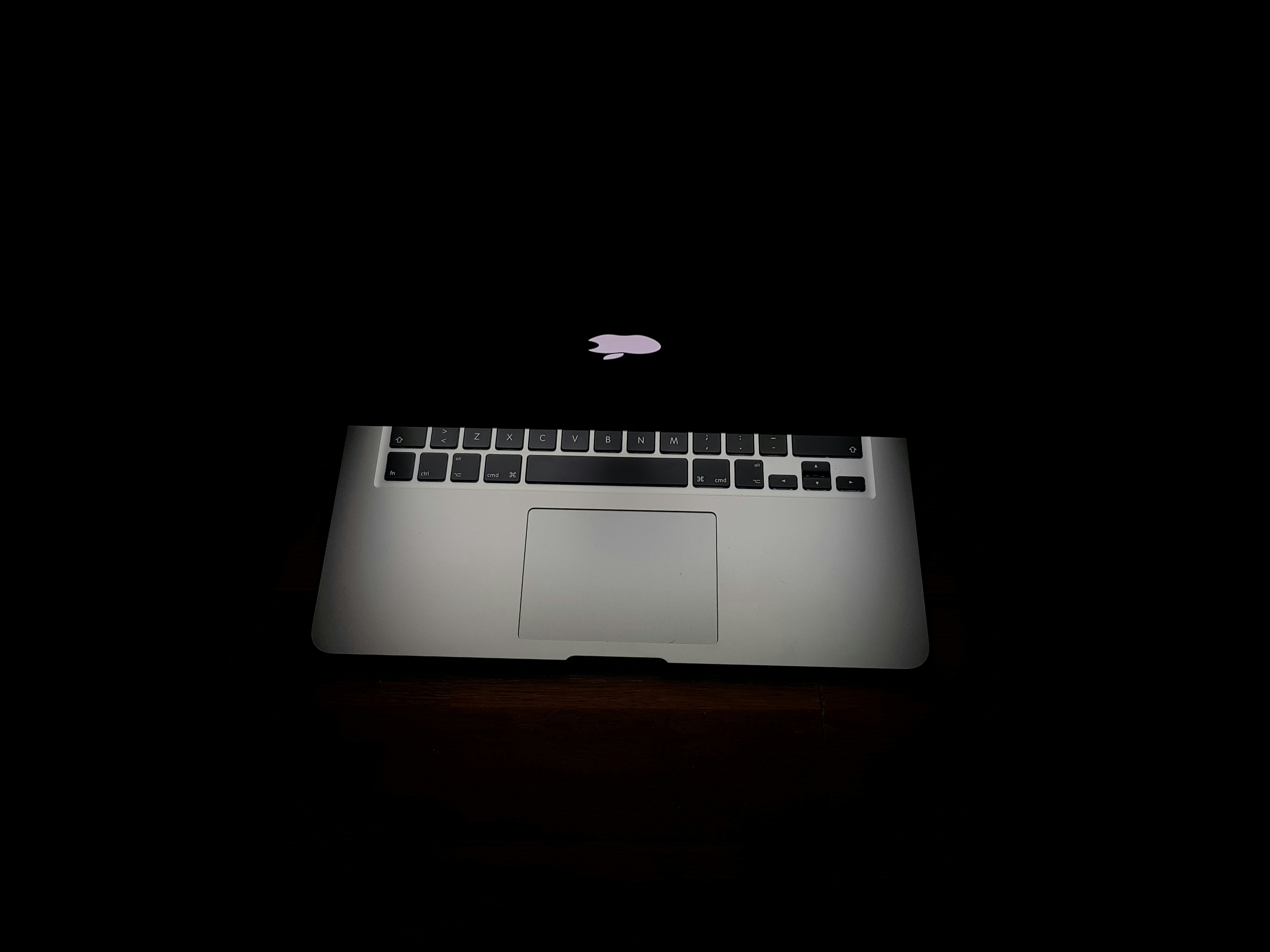 Makin Kuat, Ram MacBook Air Kini Capai 16GB