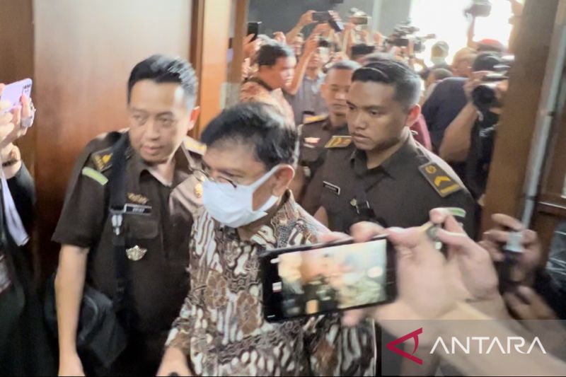 Jaksa Sebut Johnny Plate Kecipratan Duit Rp 17,8 Miliar Terkait Kasus Korupsi BTS