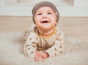 Bila Bayi Masuk Usia Merangkak Perhatikan Hal Ini!