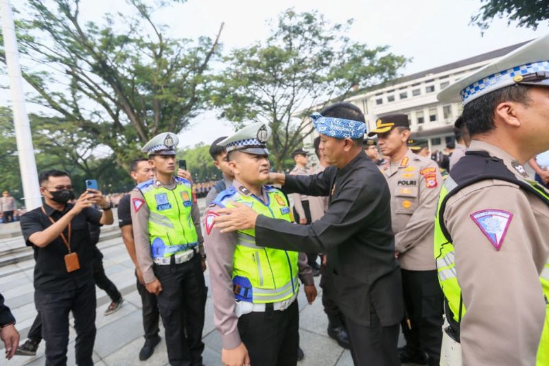 Setiap RW di Bandung Dijaga 1 Polisi