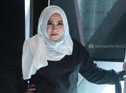 Melly Goeslaw Nangis Saat Buat Soundtrack 'Ayat-Ayat Cinta 2'