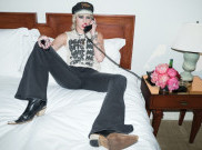 Ogah Masuk Club 27, Miley Cyrus Berusaha Sober