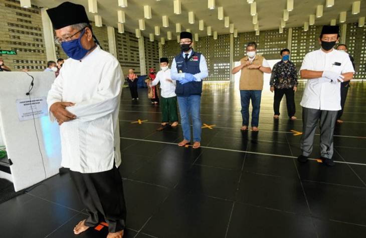 MUI Sebut Tak Sah Salat Jumat Dibagi Dua Gelombang