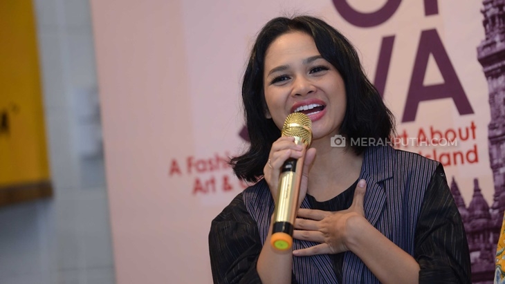 Kecintaan Andien pada Tanah Jawa, Musik dan Fesyen