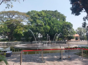 Pengunjung Keluhkan Parkir 'Ngepruk' di Taman Balekambang 