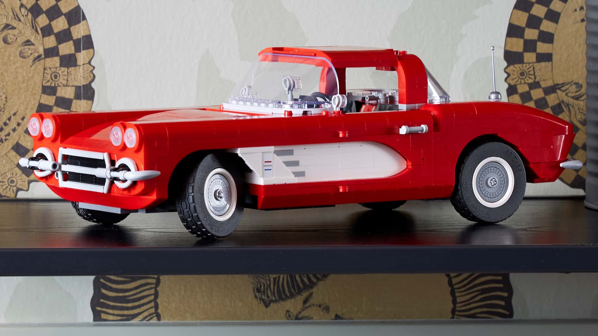 Lego Rilis Chevrolet Convertible 1961 