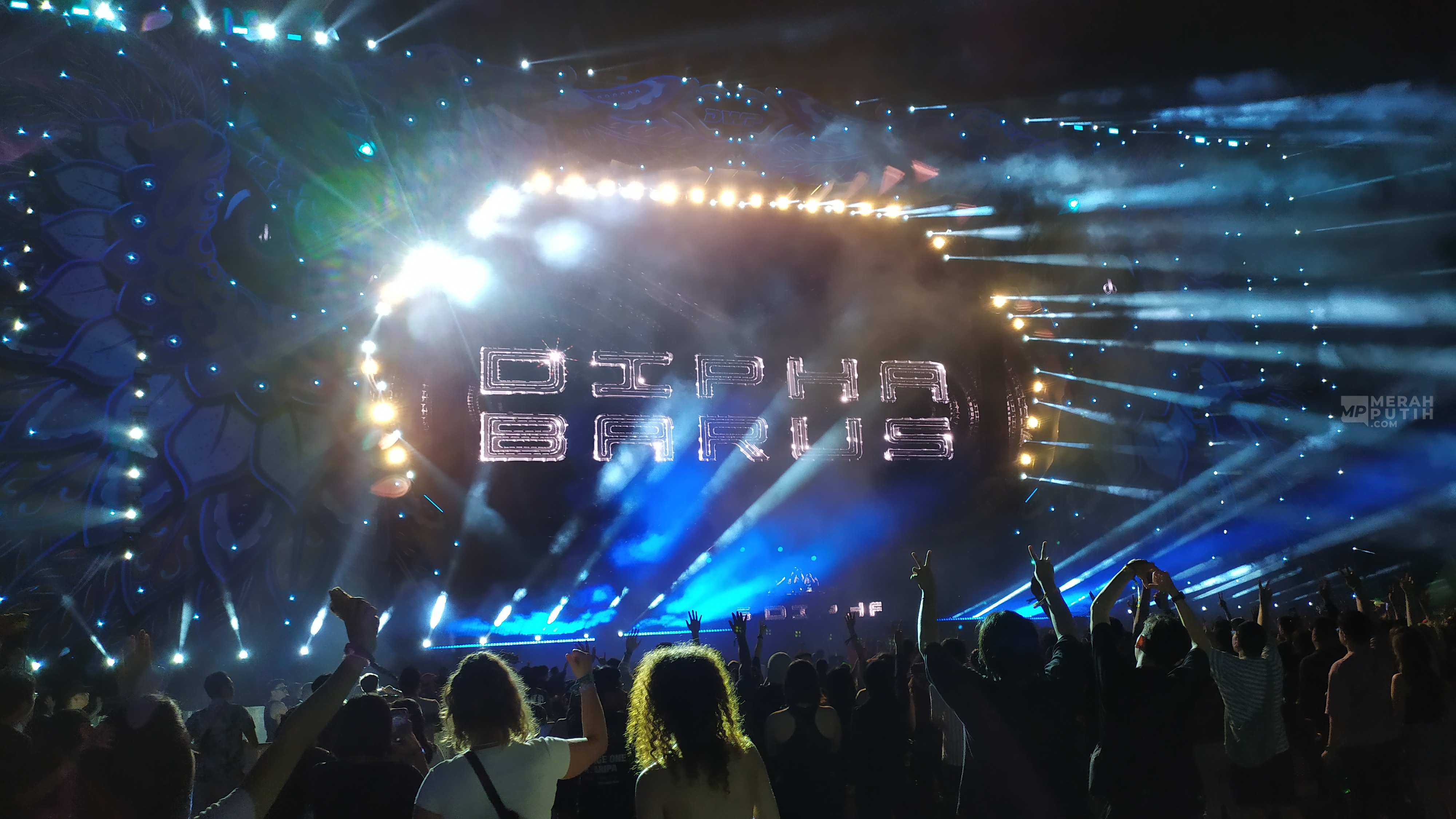 Dipha Barus Debut Live 'Rima Raga' di #DWP24
