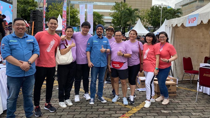 Berbagi Kasih Sayang dengan Keluarga di Orami 7th Anniversary Family Fun Walk