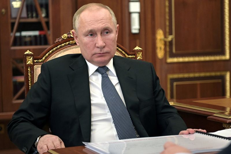 GMNI Minta Barat tidak Campuri Langkah Indonesia Undang Putin ke KTT G20