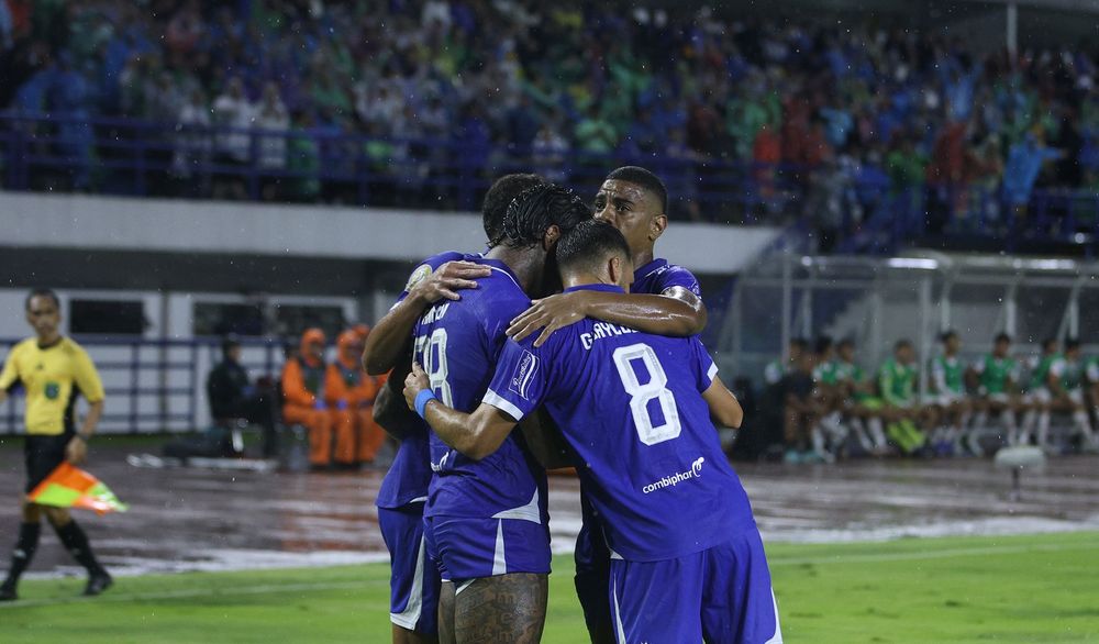 Ada Hal yang Bikin Bojan Hodak Pusing Jelang Laga Persib Bandung Vs Arema FC