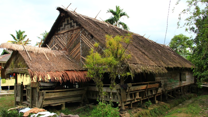 Mengukur Cogok Uma, Rumah Adat Suku Mentawai