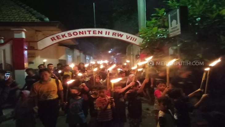 Abaikan Imbauan Kemenag Solo, Warga Nekat Adakan Takbir Keliling