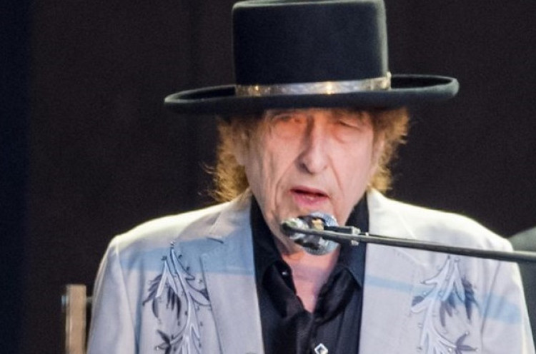 Bob Dylan Dituduh Lakukan Pelecehan Seksual terhadap Anak 