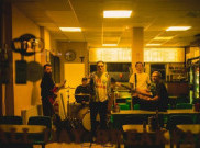 Neck Deep Lepas Video Musik untuk Trek 'Dumstruck Dumpf**k'