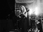 Nilufer Yanya Menggali Kehidupan Lewat Album 'My Method Actor'