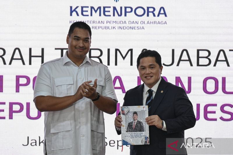 Menpora Erick Thohir Buka ke Publik Isi Bisikan Presiden Prabowo