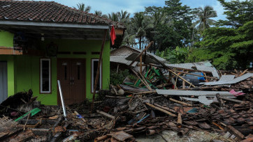 Kerusakan Pemukiman Pasca Tsunami Selat Sunda Di Sepanjang Pesisir Pantai Tanjung Lesung Hingga Sumur