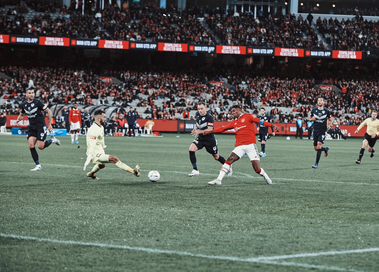 Manchester United Bantai Melbourne Victory di Laga Pramusim