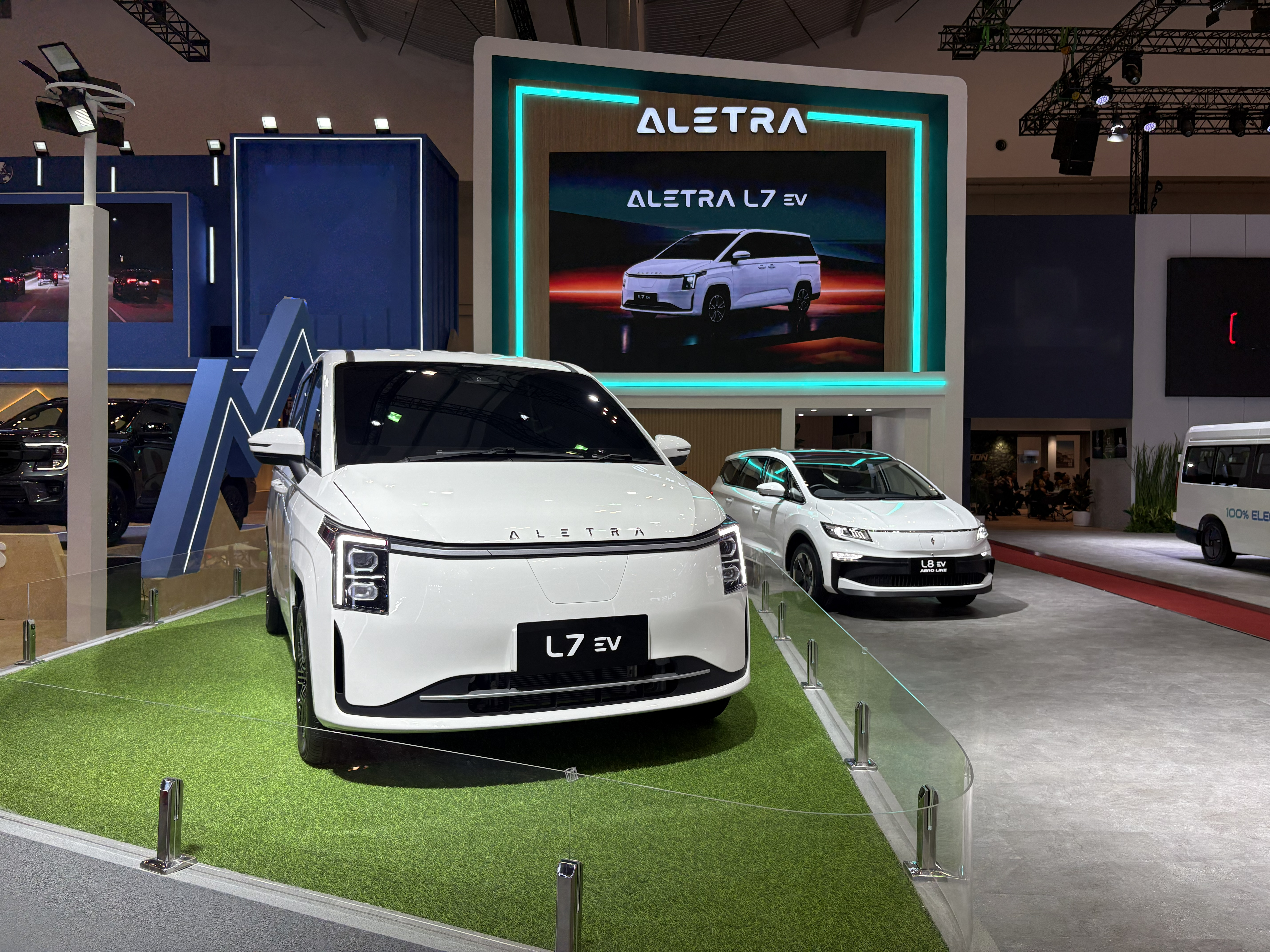 Aletra L7 Debut di GIIAS 2026, Mobil Listrik Keluarga dengan Fitur ala MPV Premium