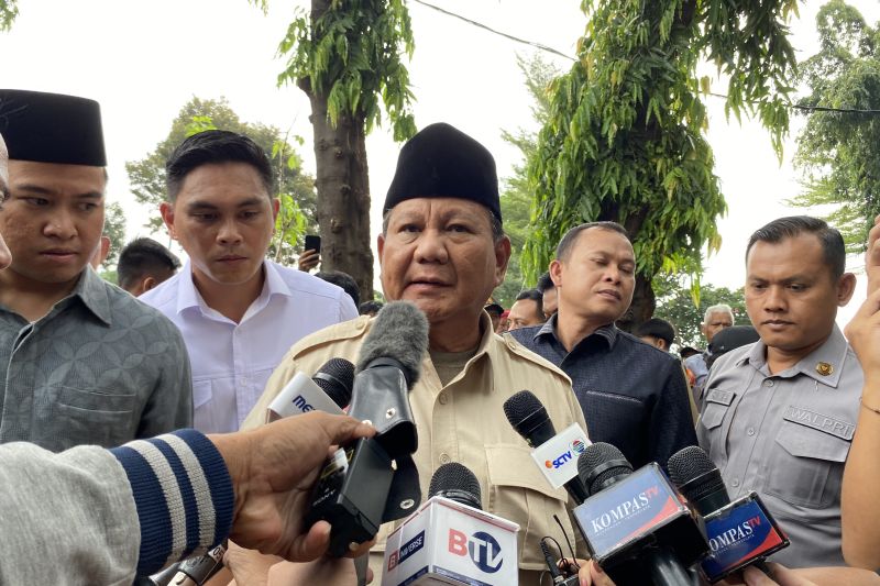 Prabowo Enggan Berkomentar soal Pertemuan dengan Jokowi
