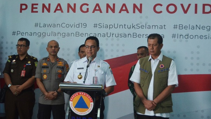Anies Baswedan putuskan salat jumat ditiadakan selama dua pekan ke depan
