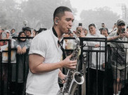 Angkat Perasaan Jatuh Cinta, Berikut Lirik Lengkap 'Senyam Senyum' dari Rafi Sudirman