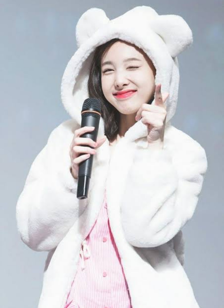 Sederet Artis Cantik Korea Ternyata Doyan Sama 'Berondong'