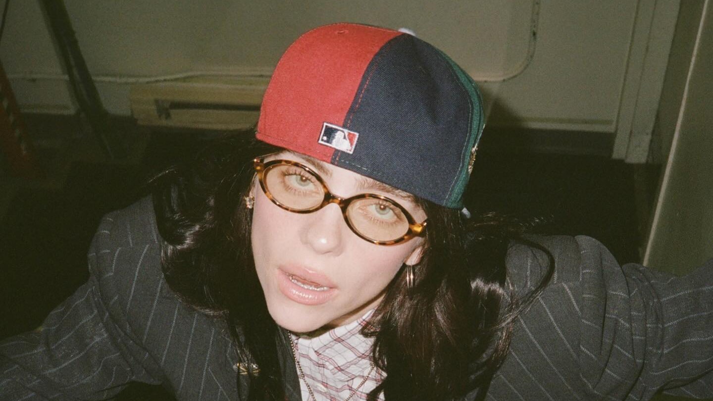 Billie Eilish Buka-bukaan soal Cedera yang Dialami Sejak Kecil
