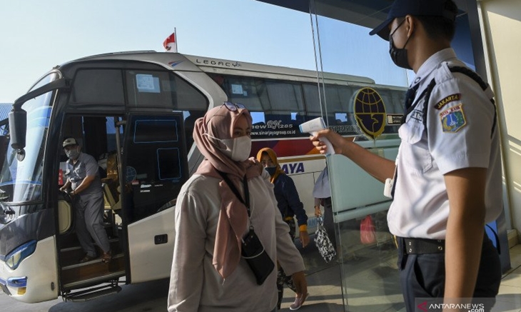 Masa Larangan Mudik, 4,6 Juta Kendaraan Keluar-Masuk Jakarta