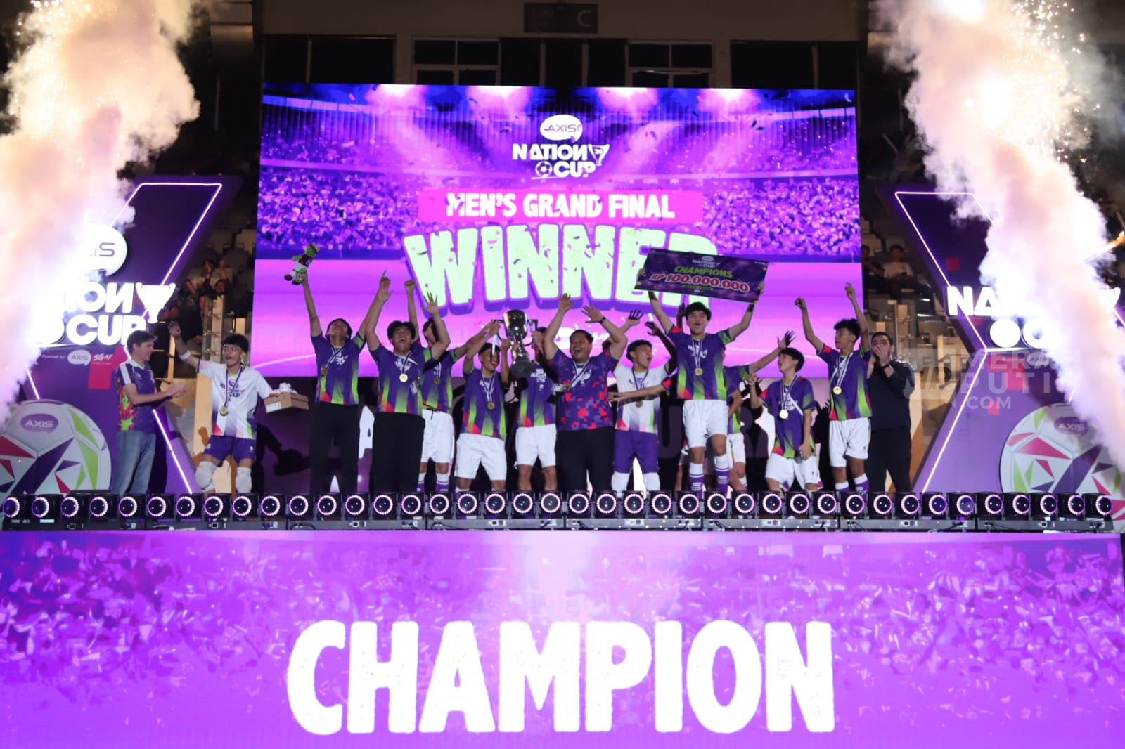MAN 1 Sukabumi dan SMK Nusantara Jakarta Kampiun AXIS Nation Cup 2026