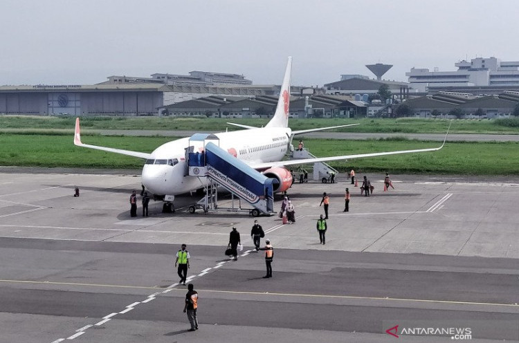 Bandara Husein Bandung Kembali Beroperasi