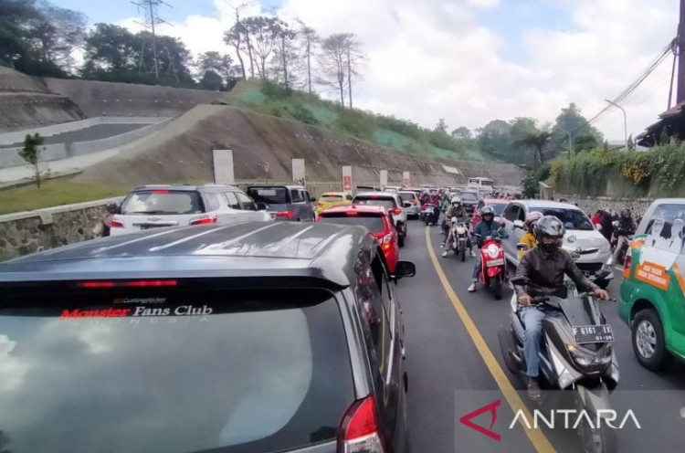 Jelang Libur Nataru, Polisi Wacanakan Pasang Kamera Penghitung Kendaraan di Puncak Bogor