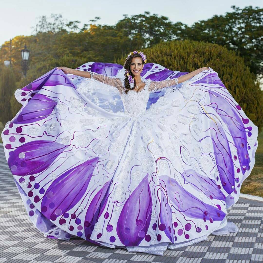 Miss Universe Paraguay (Instagram @nationalcostumes)