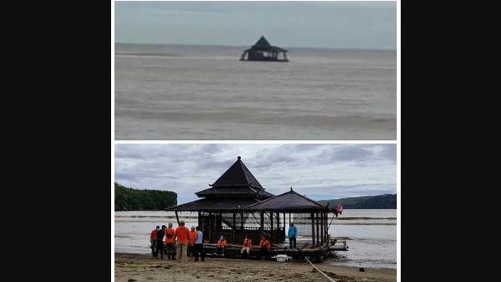 Masjid di Pacitan Hanyut ke Tengah Laut Berhasil Dievakuasi