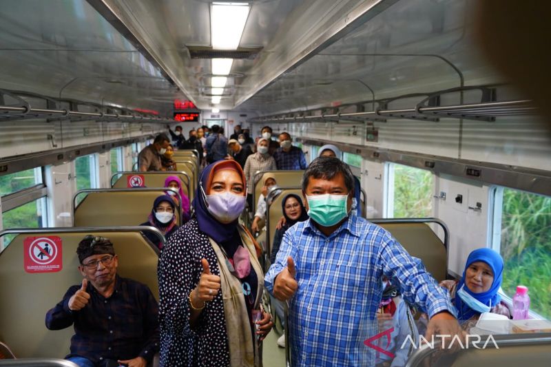 Kereta Api Garut-Jakarta Diuji Coba, Bawa Rombongan Bupati