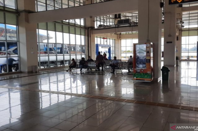 Hari Pertama Larangan Mudik, Terminal Pulogebang Cuma Berangkatkan 2 Bus
