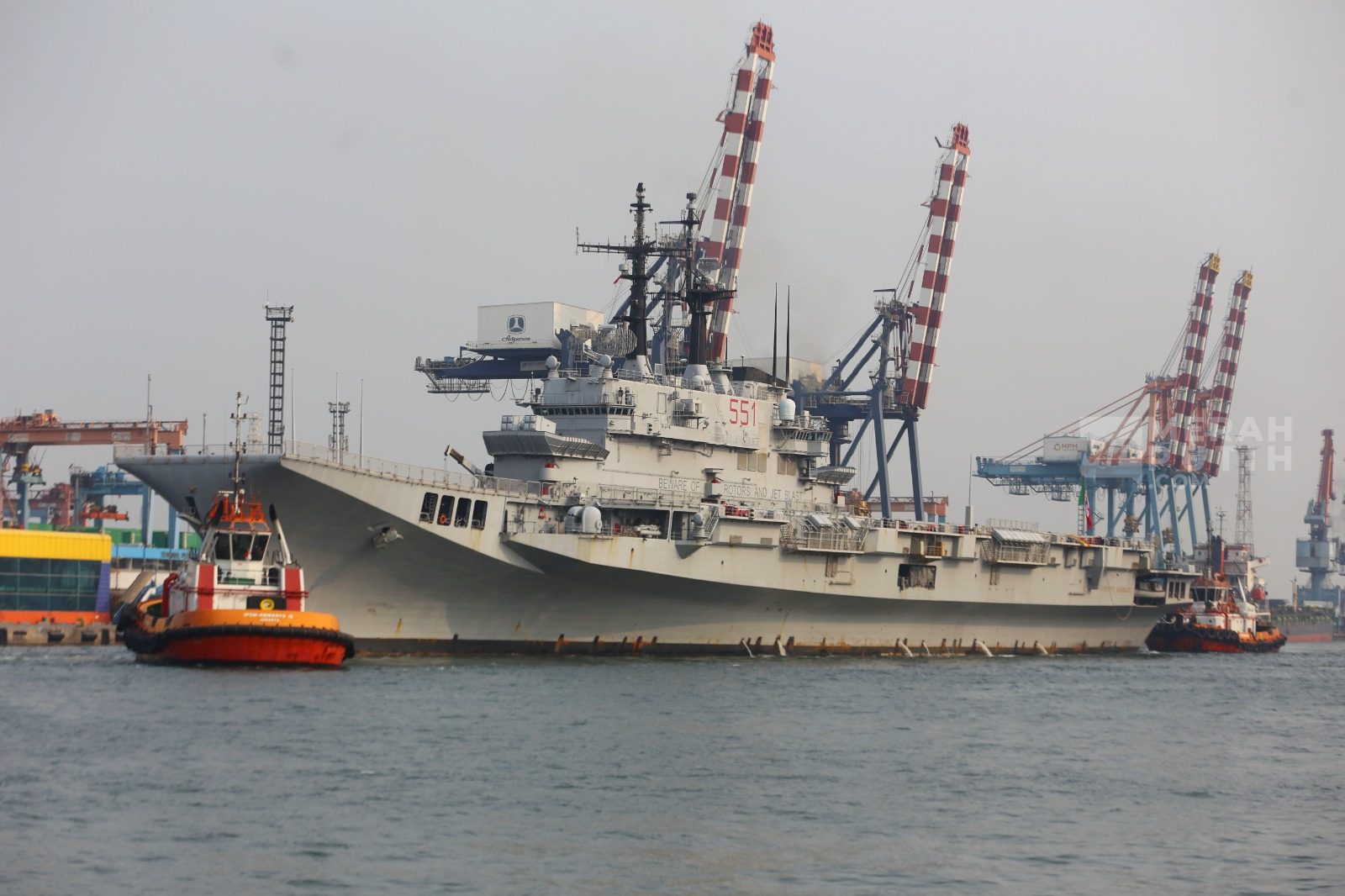 Kapal Induk ITS Giuseppe Garibaldi-551 tiba di Pelabuhan Tanjung Priok Jakarta
