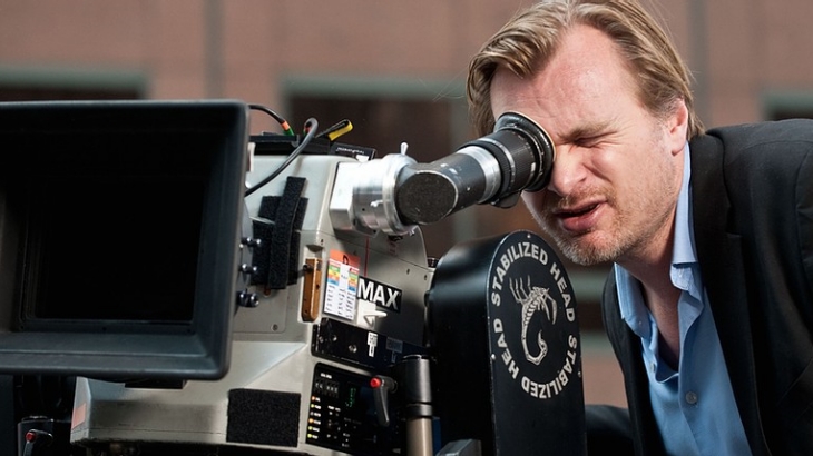 Hampir 2 Dekade Bersama Warner Bros., Kali Ini Christopher Nolan Membuat Film Untuk Universal