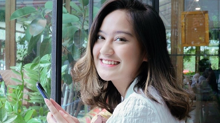 Salshabilla Adriani Curhat Perjalanan Cintanya Lewat Lagu