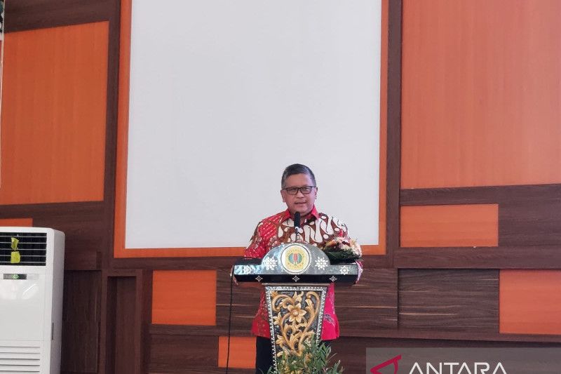 Hasto Nilai Jokowi dan Erick Thohir Ambil Solusi Terbaik Soal Polemik Timnas Israel