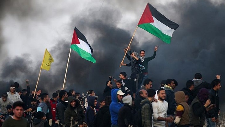 Warga Palestina demo di Gaza. (Foto: AFP Photo/Mohammed Abed)