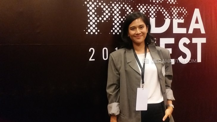 Diam-Diam Dian Sastrowardoyo Kagum Kpop