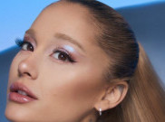 Ariana Grande Beri Penghormatan untuk Paula Abdul dalam Single 'Yes, And?'