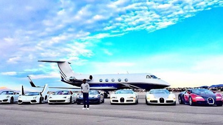 Atlet Pengoleksi Mobil, Floyd Mayweather Cuma Nomor 2