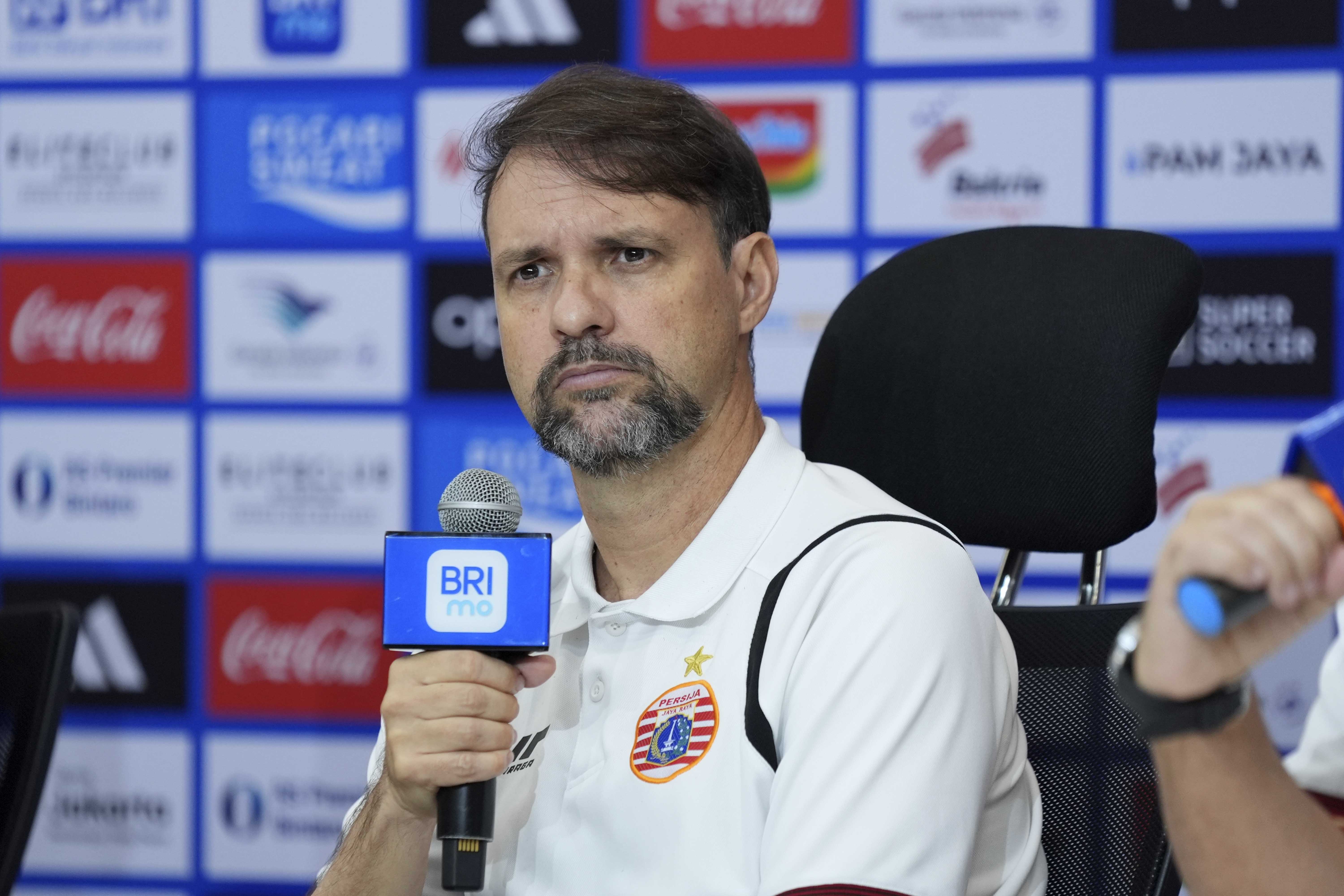 Manajemen Persija Tidak Lanjutkan Kerja Sama dengan Mauricio Souza, Sudah Jalin Komunikasi dengan Calon Pelatih Baru