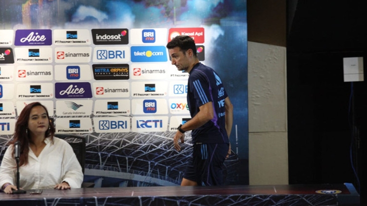 Pelatih Timnas Argentina Puji Stadion GBK