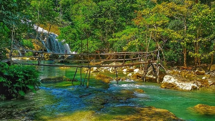 air terjun lopapu