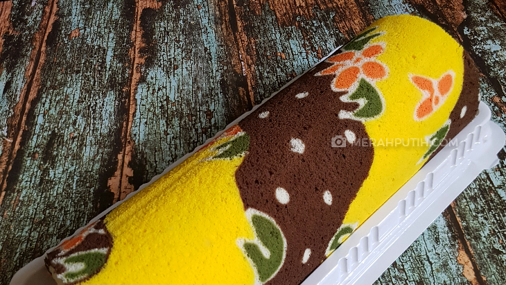 Batik Cake, Sentuhan Etnis Nusantara di Atas Legitnya Roll Cake